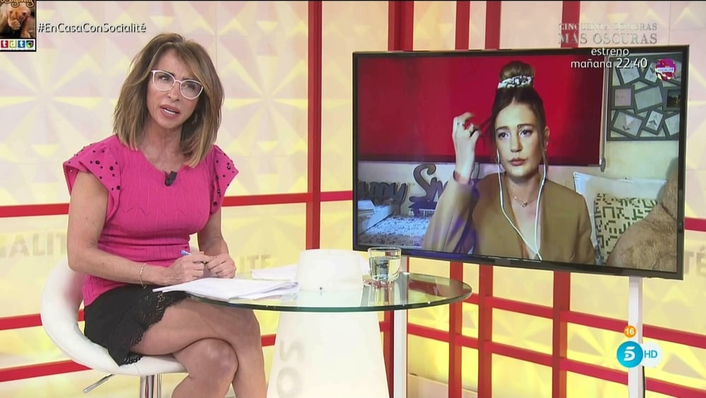 スペインのテレビ番組の乳房マリア・パティノ
 #93612026
