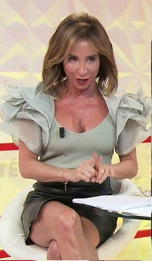 スペインのテレビ番組の乳房マリア・パティノ
 #93612076