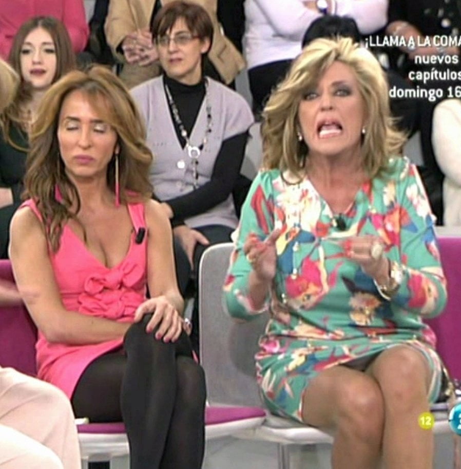 スペインのテレビ番組の乳房マリア・パティノ
 #93612159