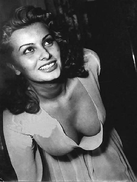 Classic Beauty : Sofia Loren #92929110