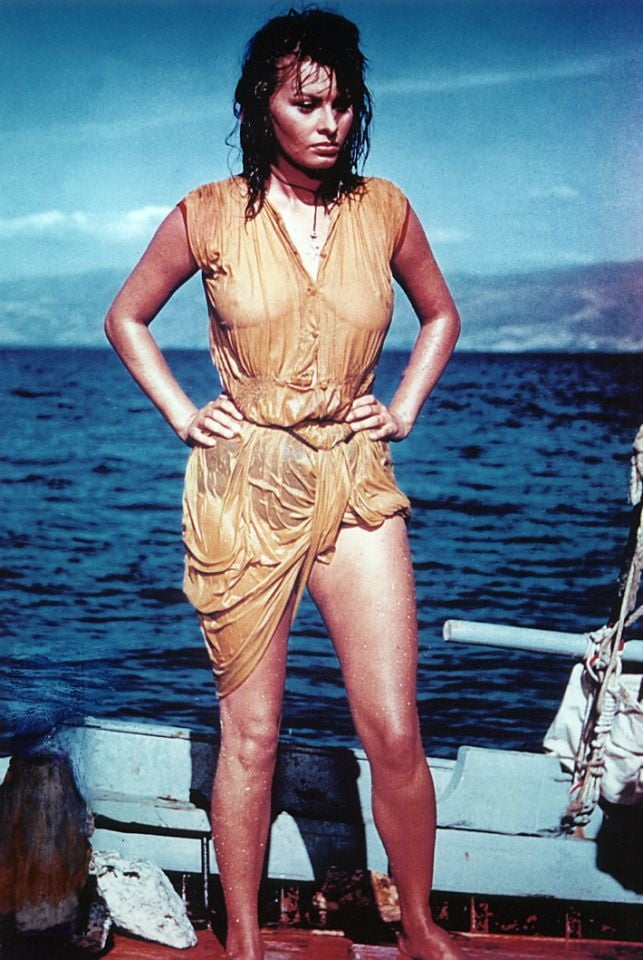 Classic Beauty : Sofia Loren #92929136