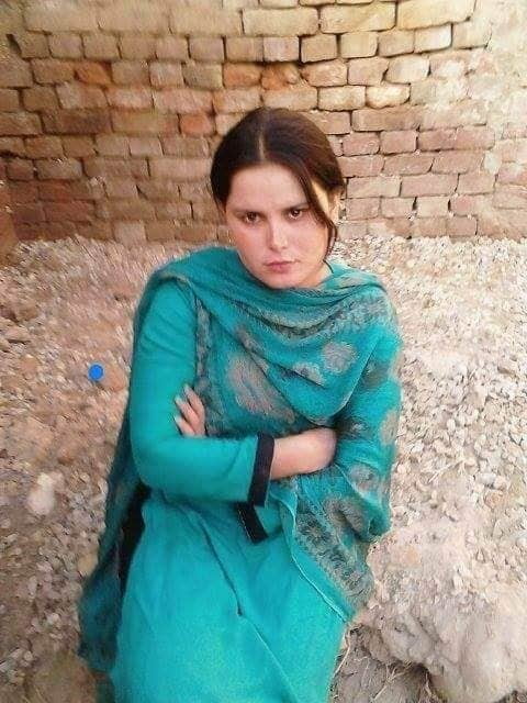 Sonia bhabhi pakistan gujrat
 #89748841