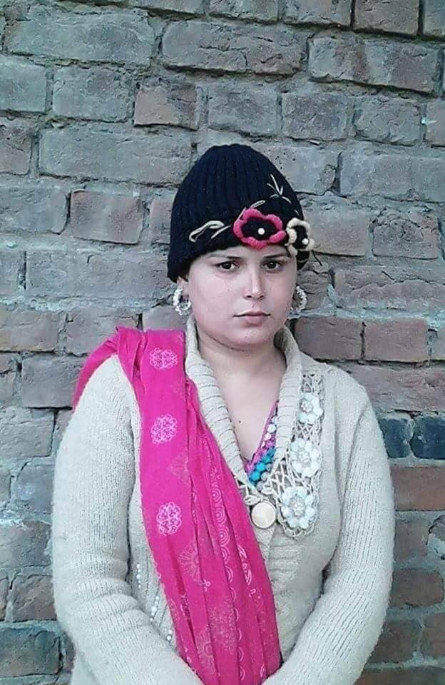 Sonia bhabhi pakistan gujrat
 #89748844