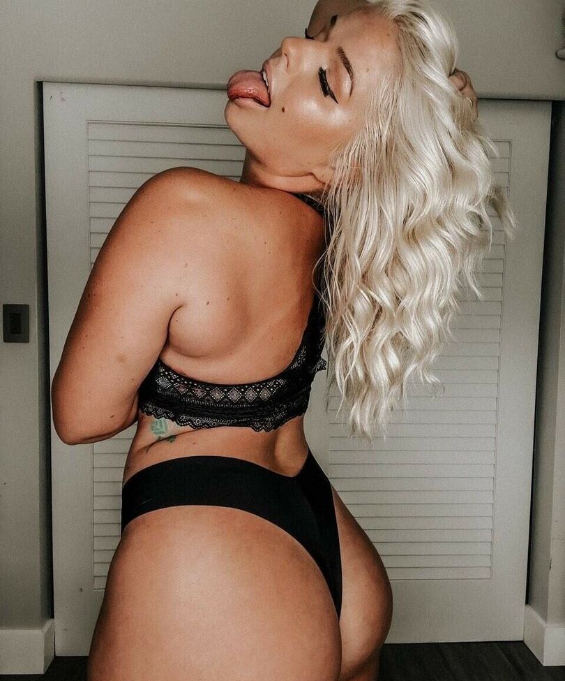 Danielle Nickerson nackt #109803807