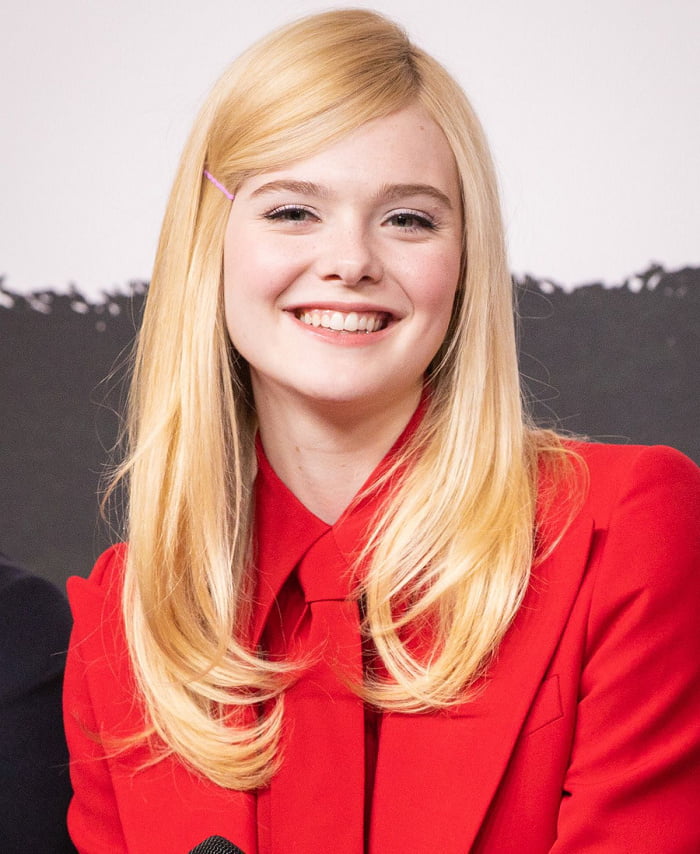 Elle fanning
 #103161283