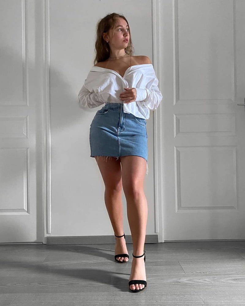 Verdammt heiße Insta-Mädchen (53)
 #81768104