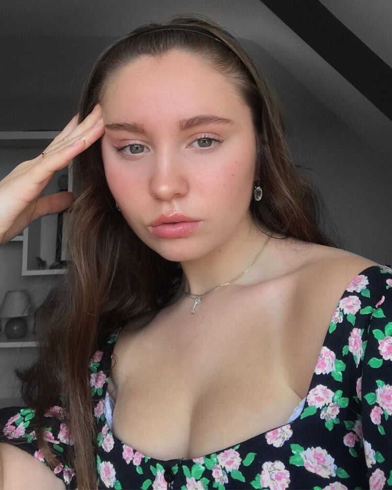 Verdammt heiße Insta-Mädchen (53)
 #81768153