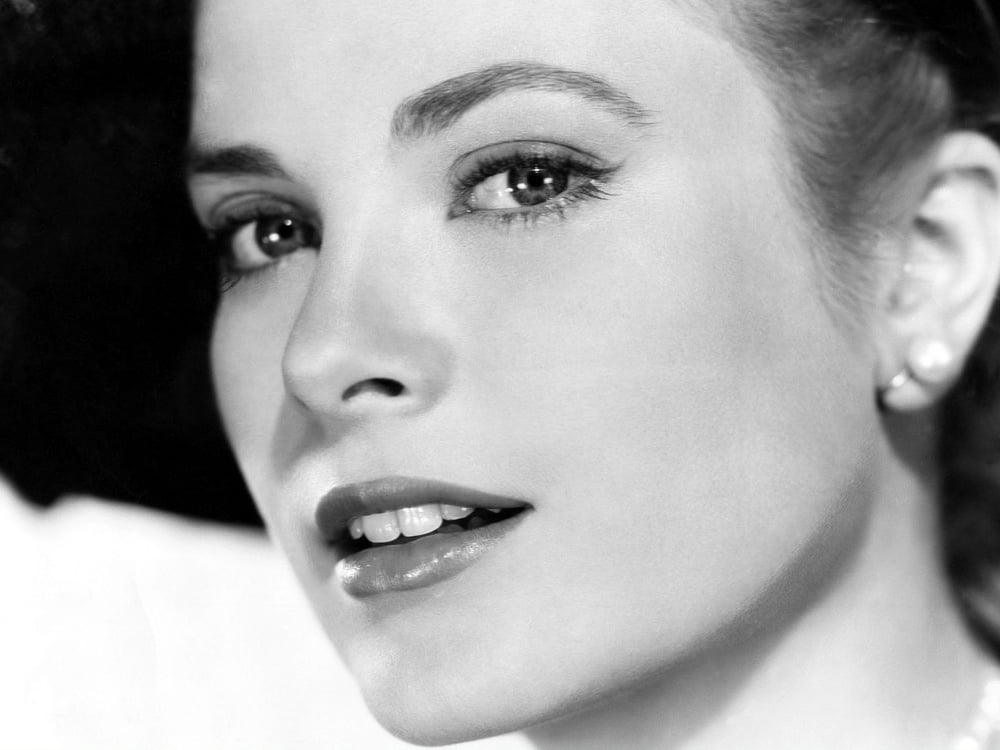 Grace kelly
 #102526312