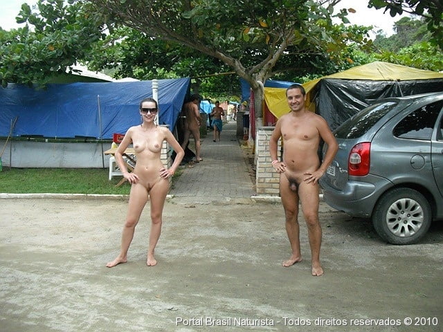 0866 playa desnuda parejas y grupos
 #81031483