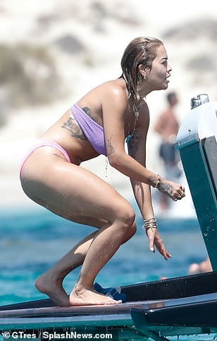 Rita Ora&#039;s amazing body! #88802043