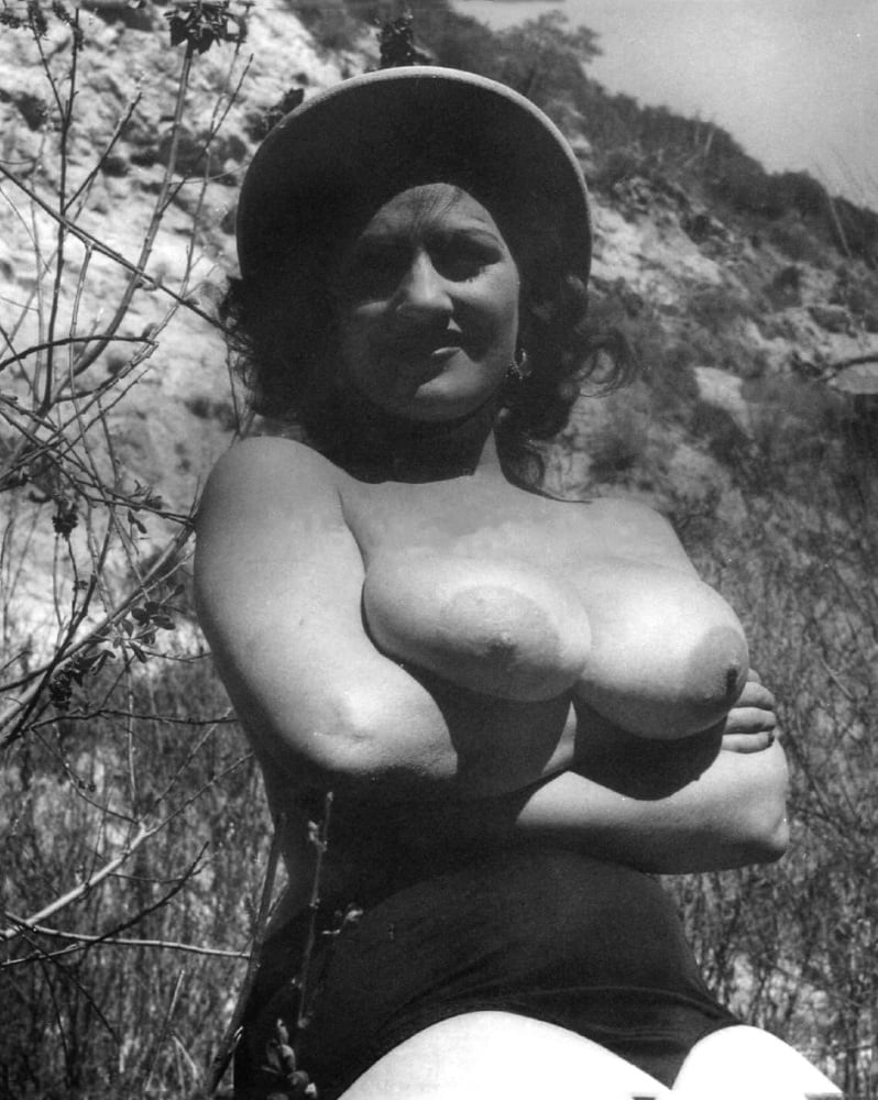 Kathy Anzüge, Vintage Big Boob Model
 #97708010