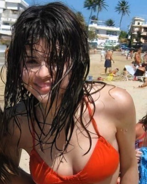 Selena gomez ... adorable jeune baise ! !!!!!
 #87618710