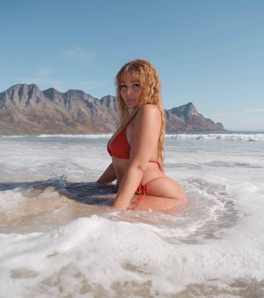 Emmahaggstrom desnuda #109310661