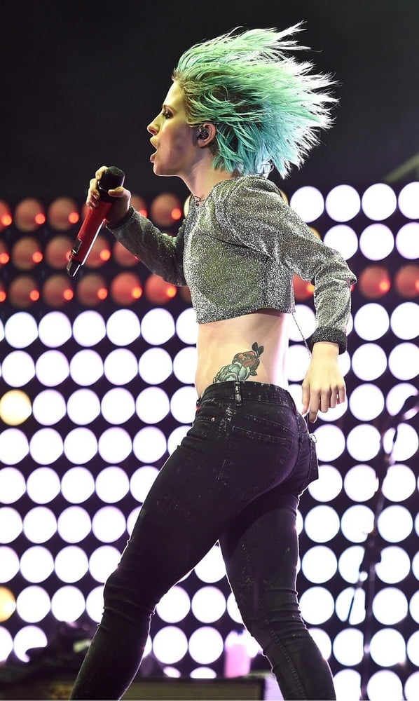 Hayley williams 3
 #106216724