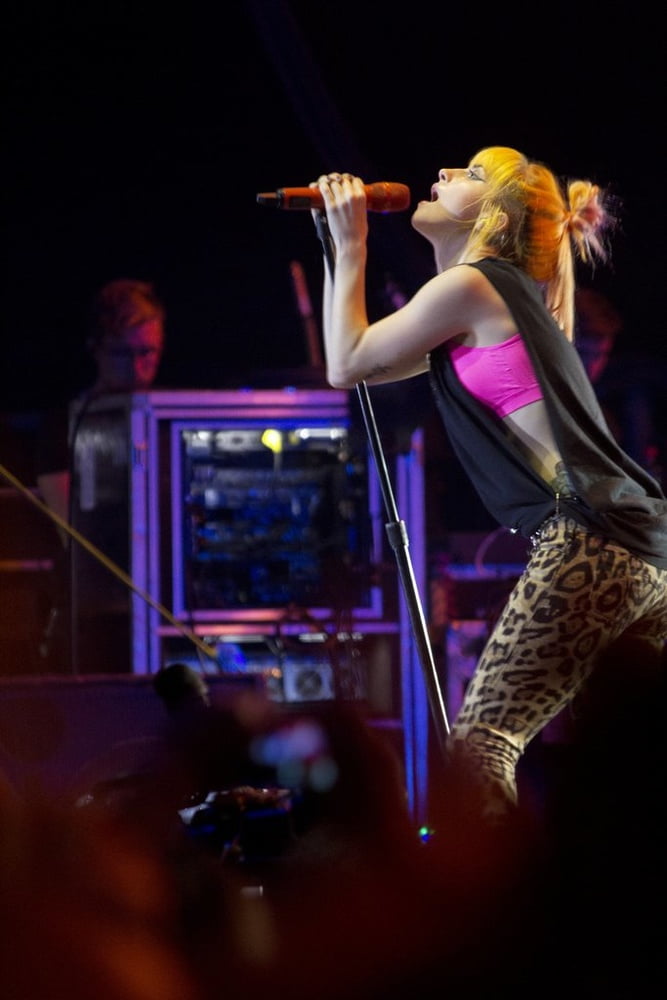 Hayley williams 3
 #106216760