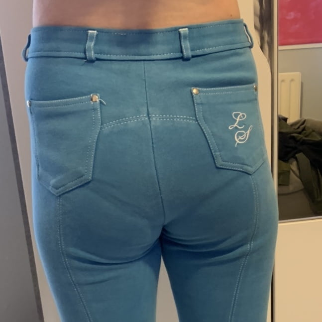 Mädchen in Jodhpurs 5
 #94372459