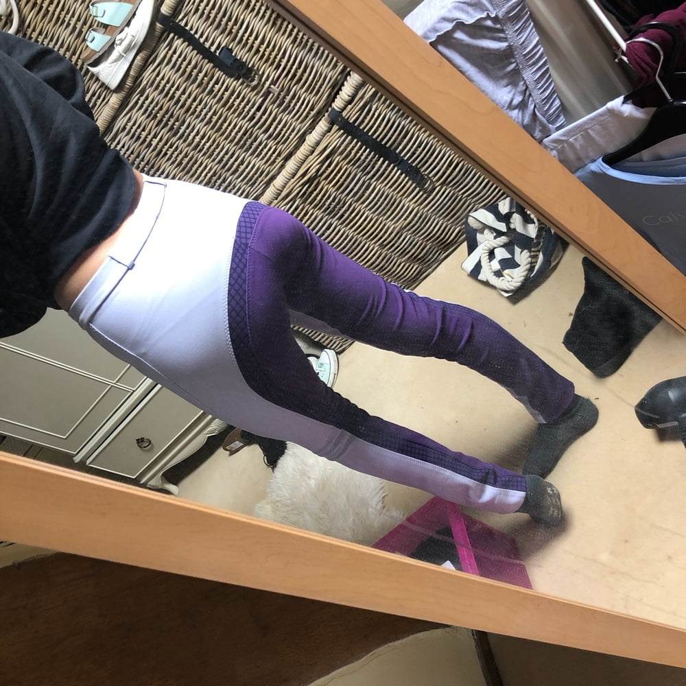 Mädchen in Jodhpurs 5
 #94372551