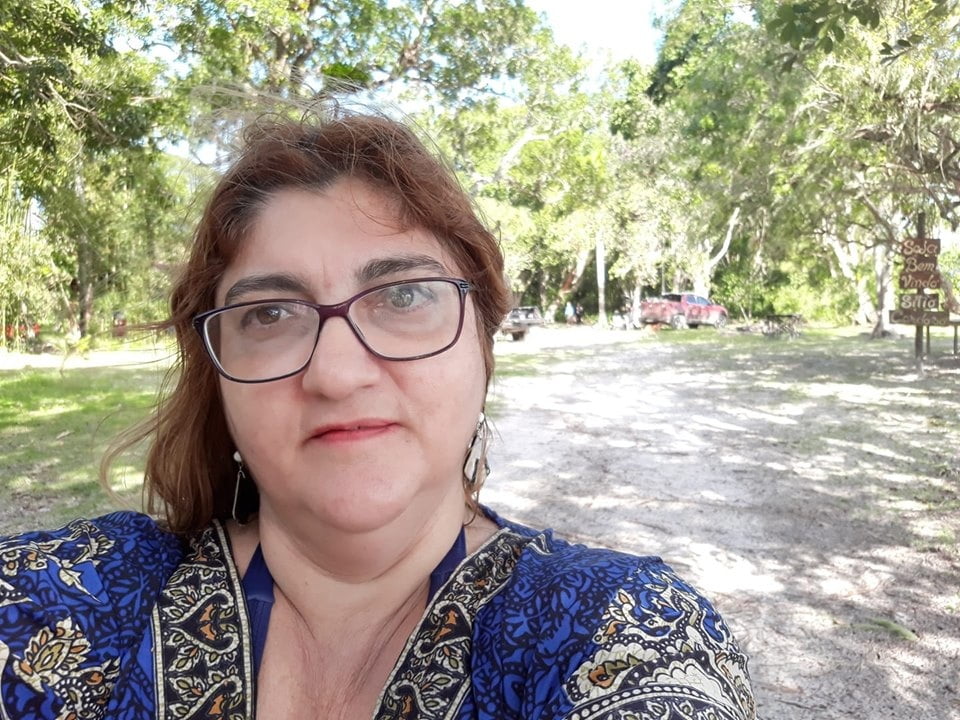 Coroa gostosa Deisianne #89816617