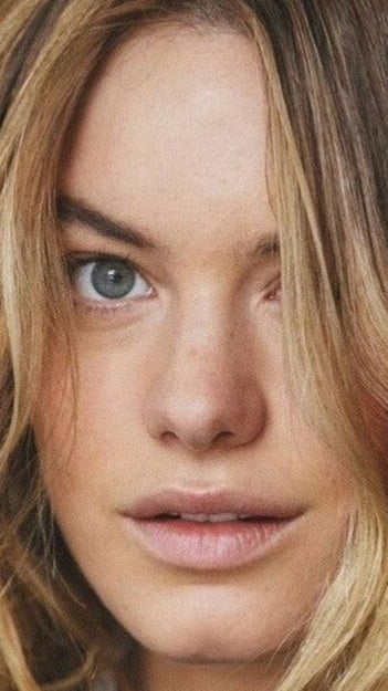 CAMILLE ROWE #89196940