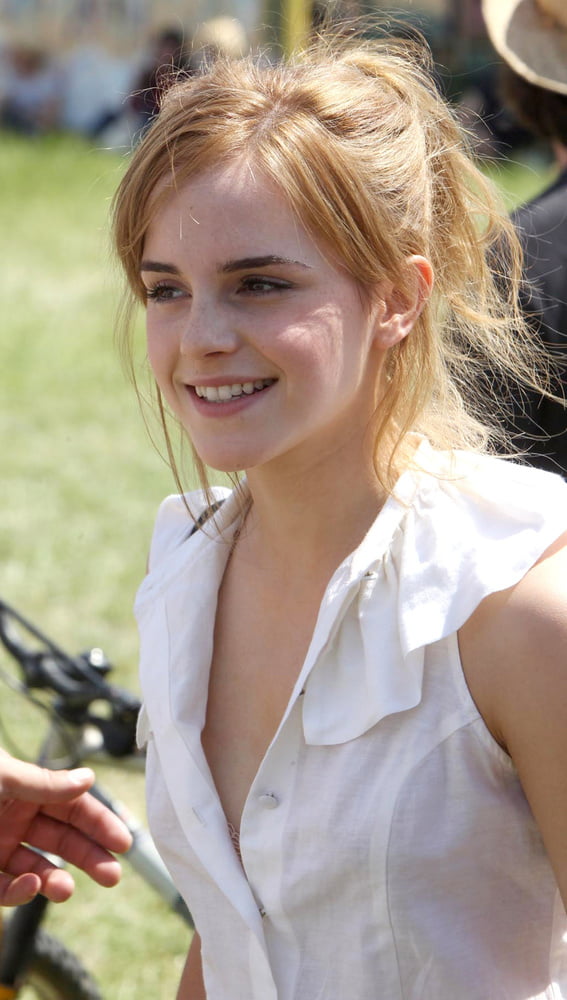 Fap Material: Emma Watson #103129254