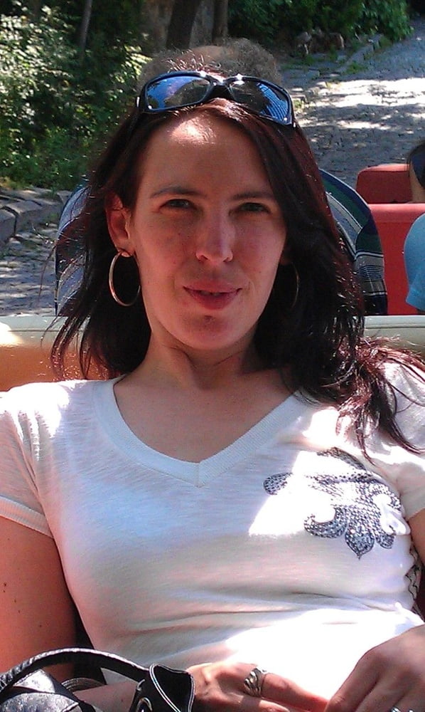 露出した妻たち 15 #94175395