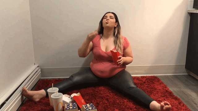 BBWs and their sexy tummies #97022010