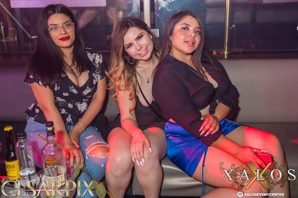 Photos de clubs latinos
 #104855149