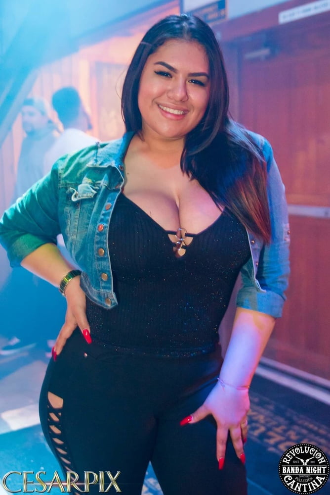 Photos de clubs latinos
 #104855292