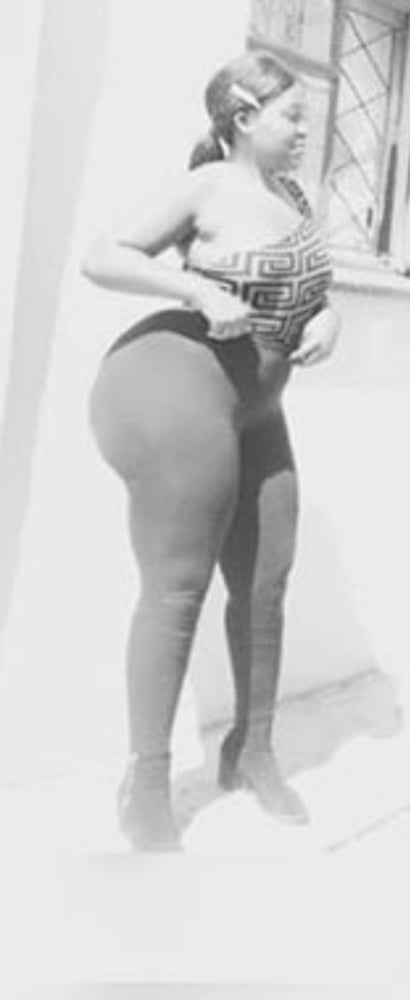 Huge booty slim thick pear Thandazzy #105817360