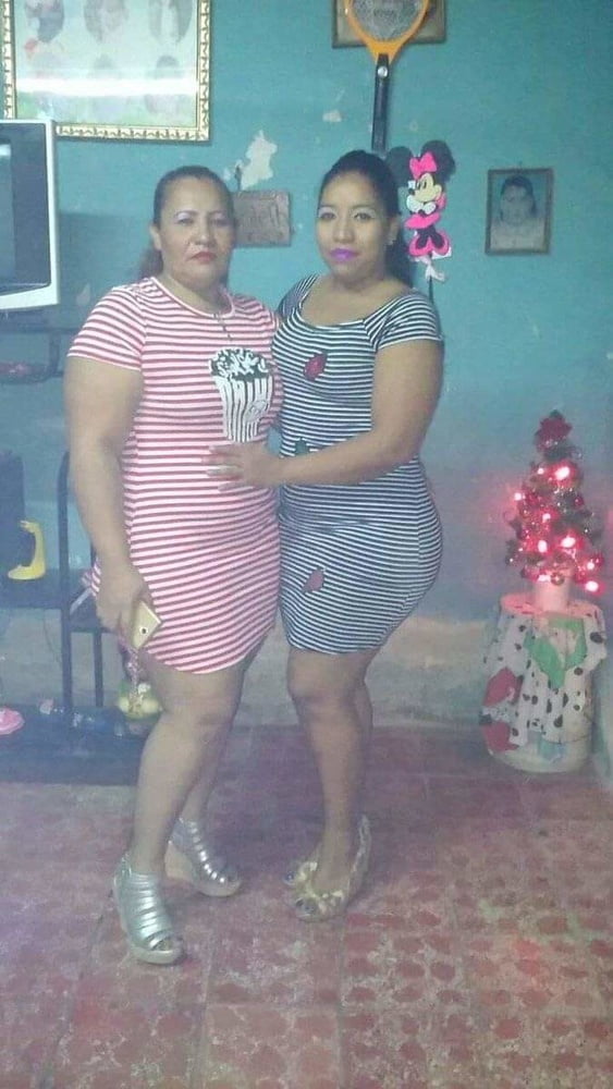 Mayra y sus hijas
 #95731007