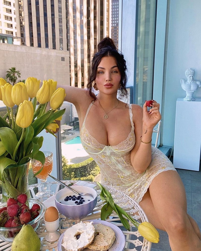 Natalie Halcro #96294851