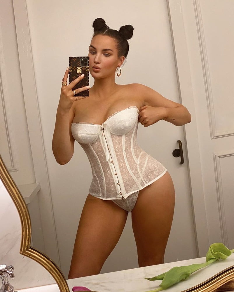 Natalie Halcro #96294862