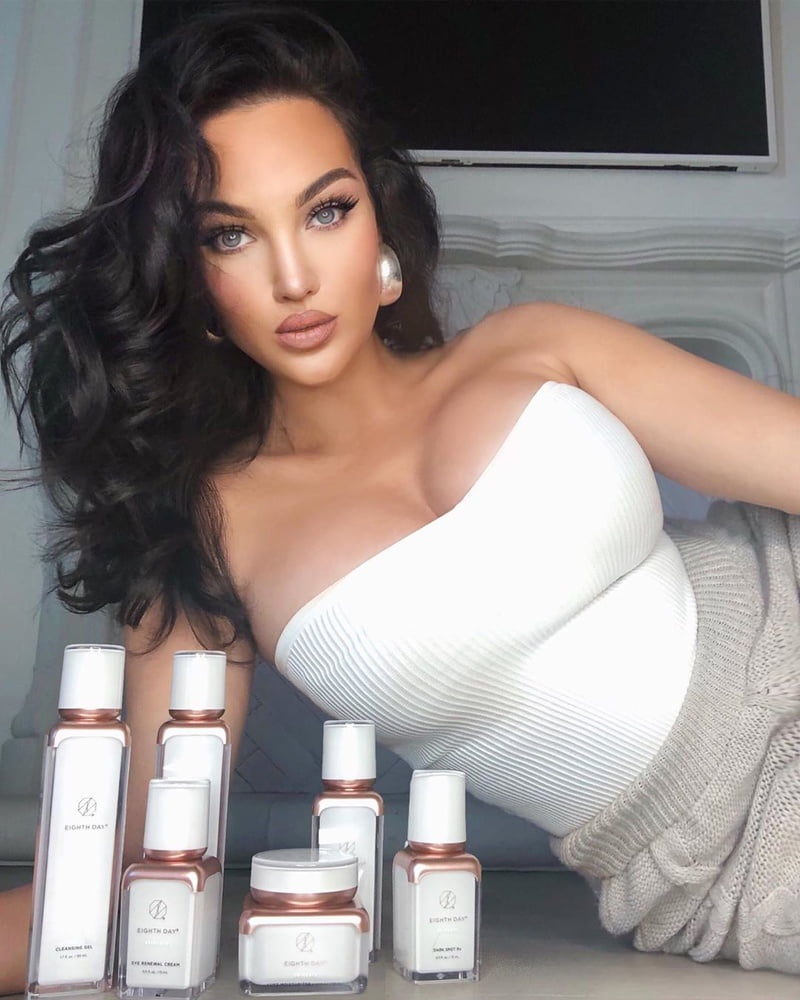 Natalie Halcro #96294921