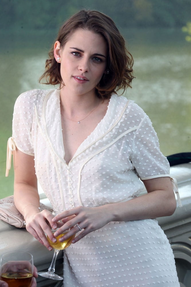 Celebrity Hot 250 - #231 Kristen Stewart #104912389