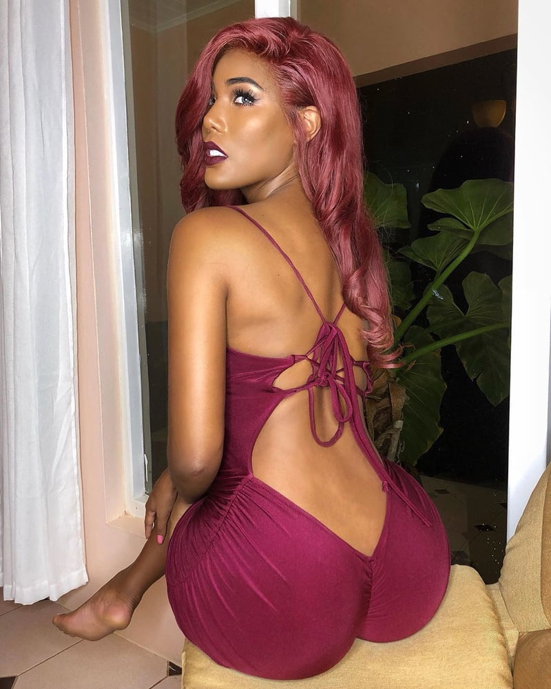 Monifa Jansen #94962826