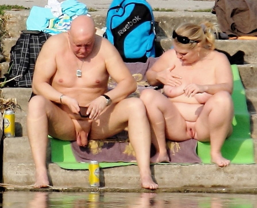 Pareja al aire libre 30
 #88679306