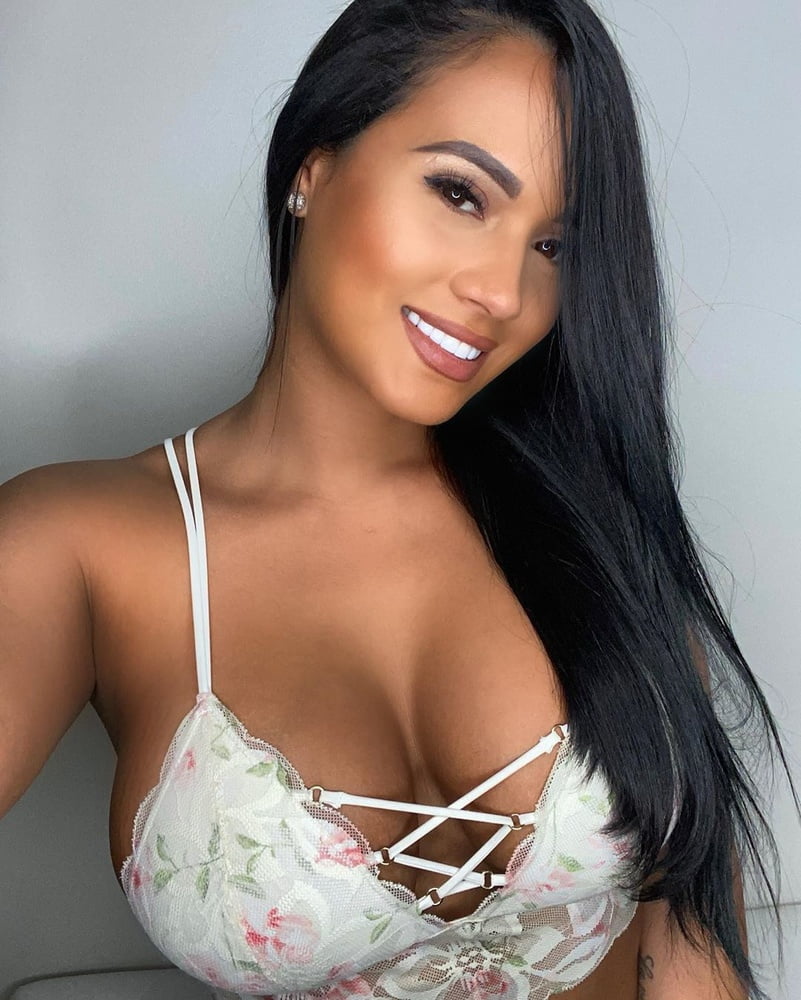 Yineth Moreno, heiß oder nicht?
 #89510116