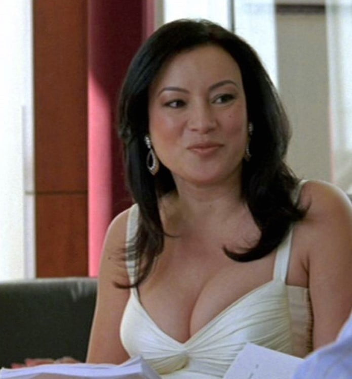 CELEBEAUTY... JENNIFER TILLY #106072007