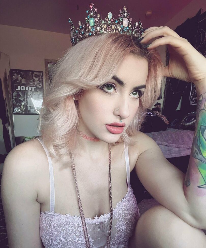 Pokket_official desnuda #109282195
