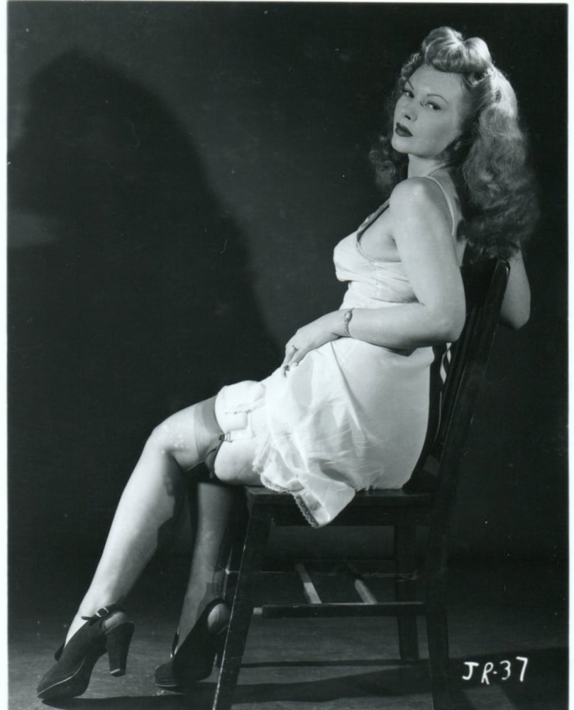 Joan rydell , modelo vintage
 #98403921