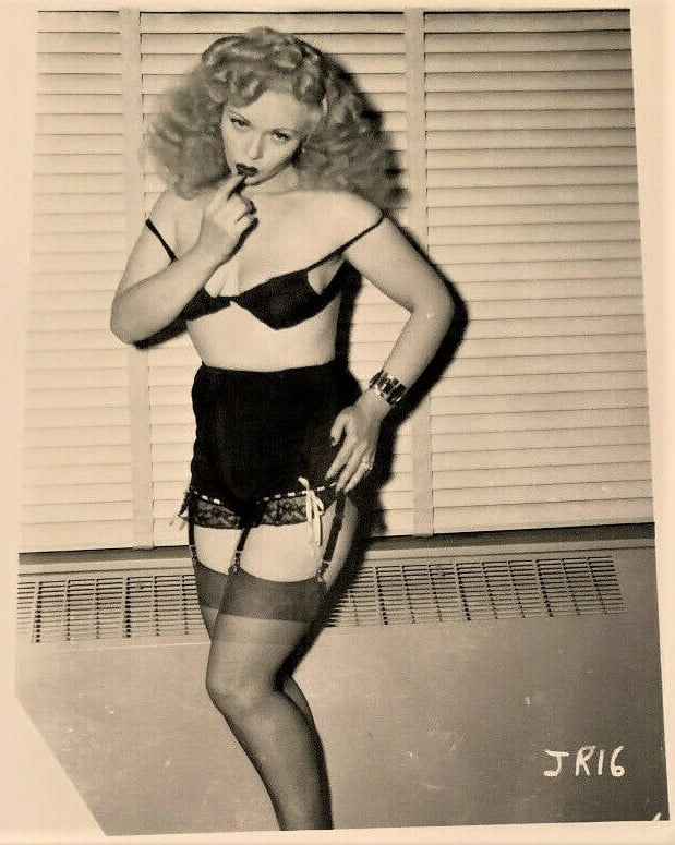 Joan rydell , modelo vintage
 #98404121