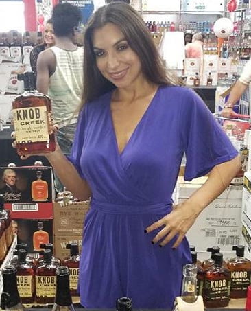 Hot saint louis, mo bartender and singer
 #105253721