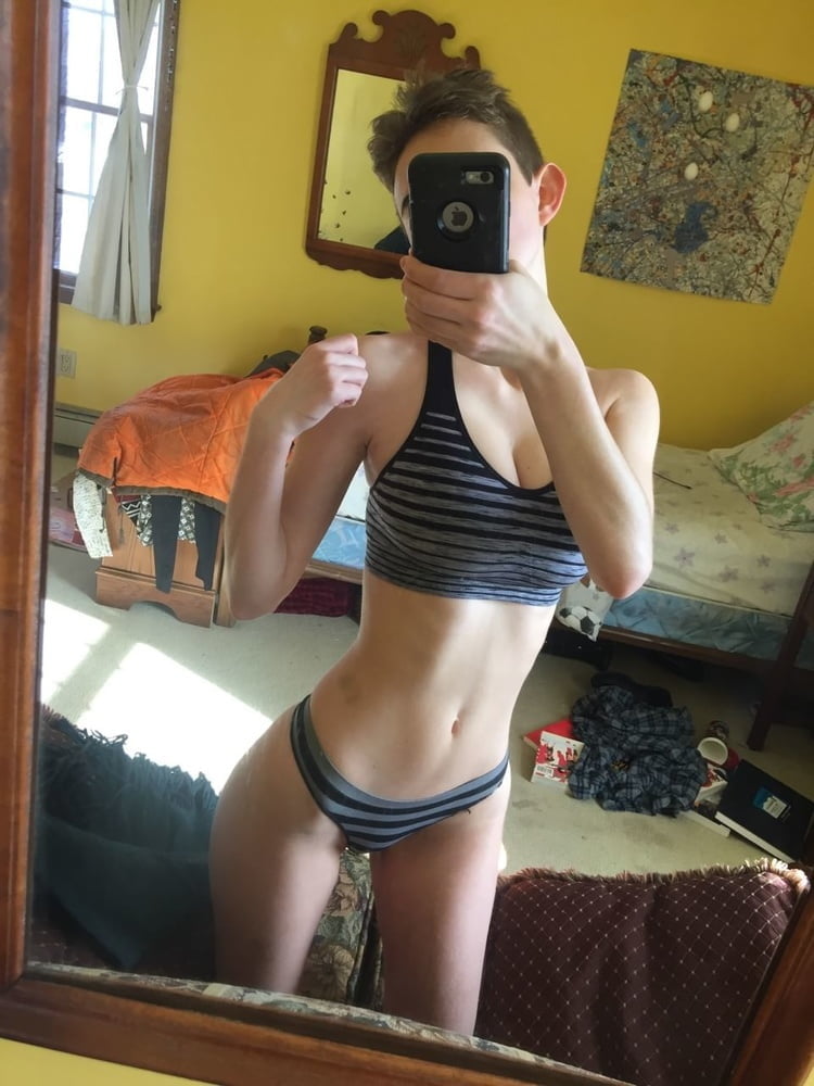 more amateur model #100612546