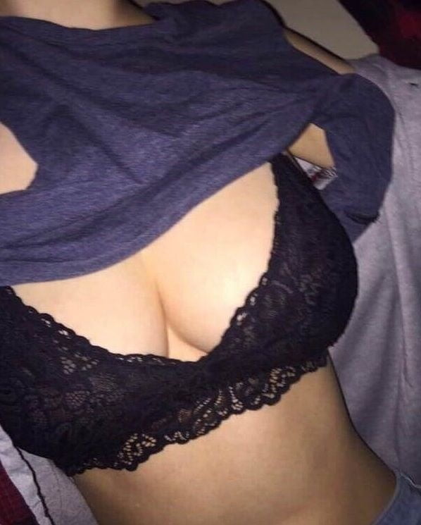 more amateur model #100613467