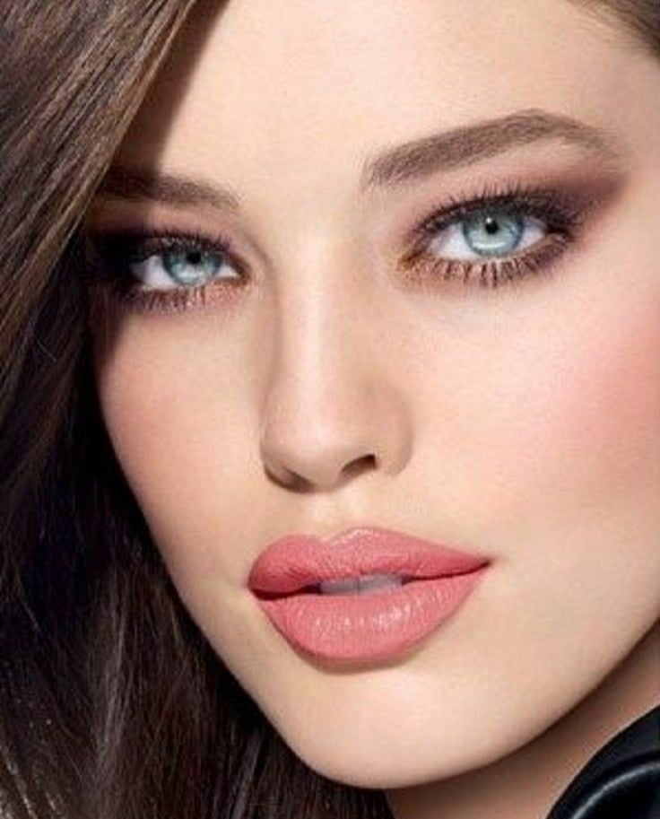 Amazing eyes 12 #96607725