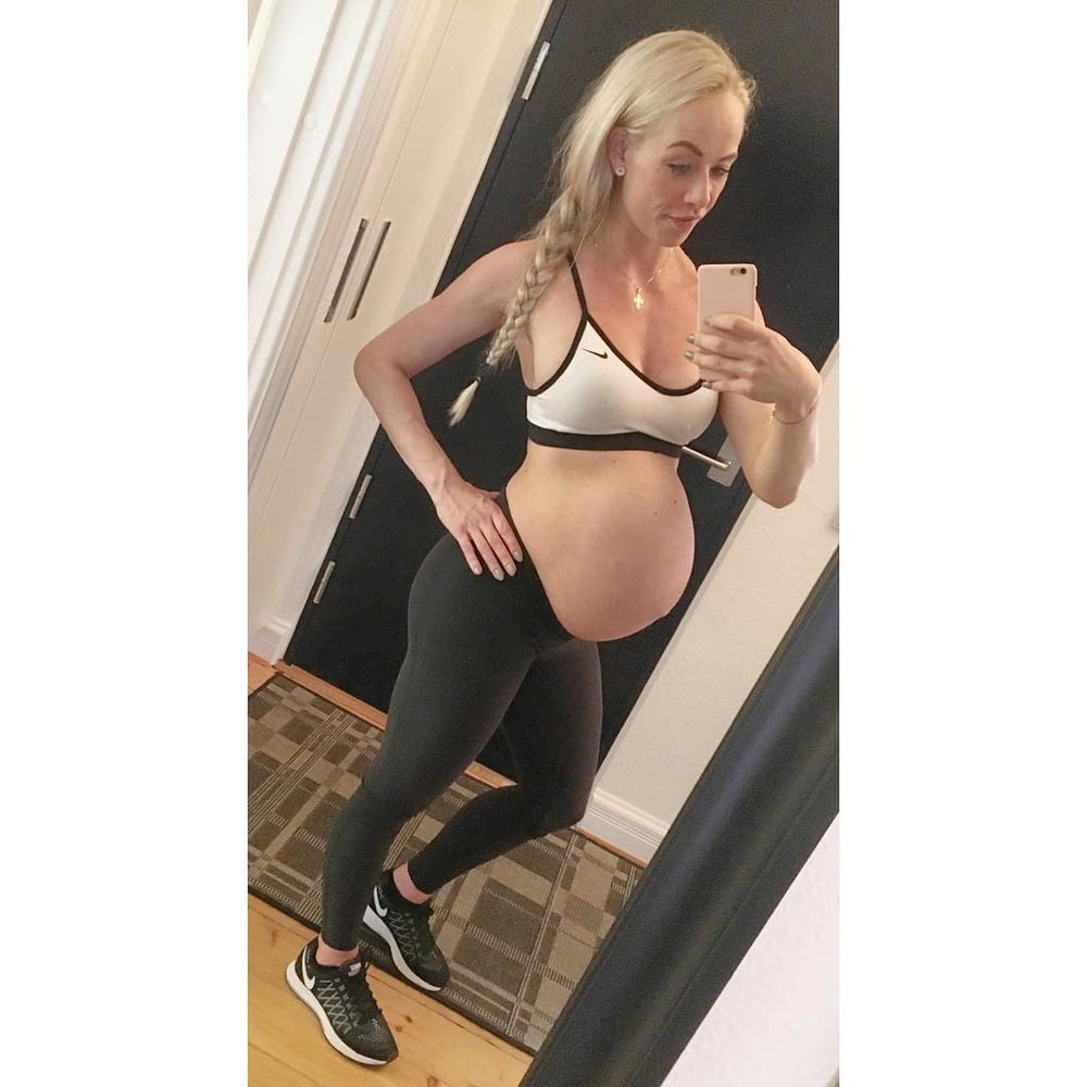 Amateur Céline, d'un beauté sexy à une mère enceinte
 #104023902