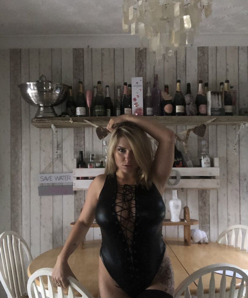 Siobhan Graves desnuda #108952696