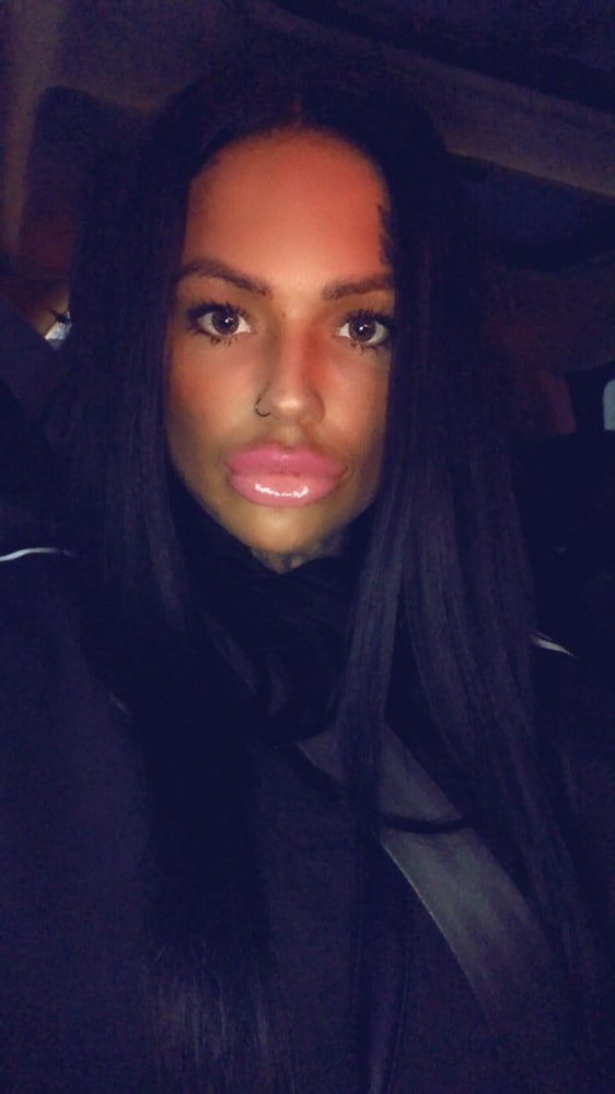 Slag From Wales, for you to wank over #80096311