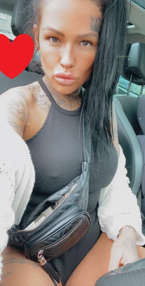 Slag From Wales, for you to wank over #80096352