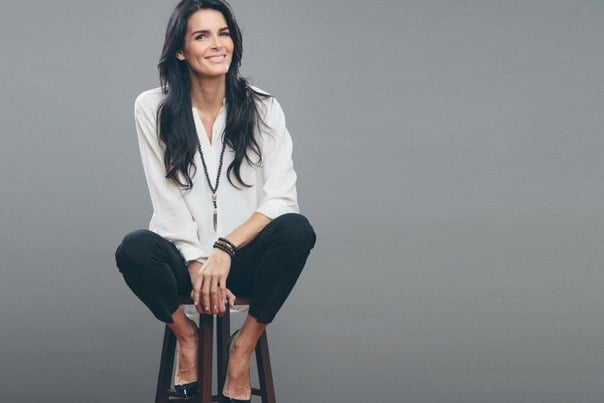 Angie Harmon #80531919